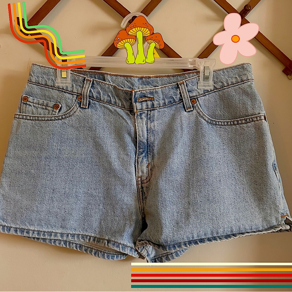 SALE 20% OFF Vintage Levi Shorts for Women